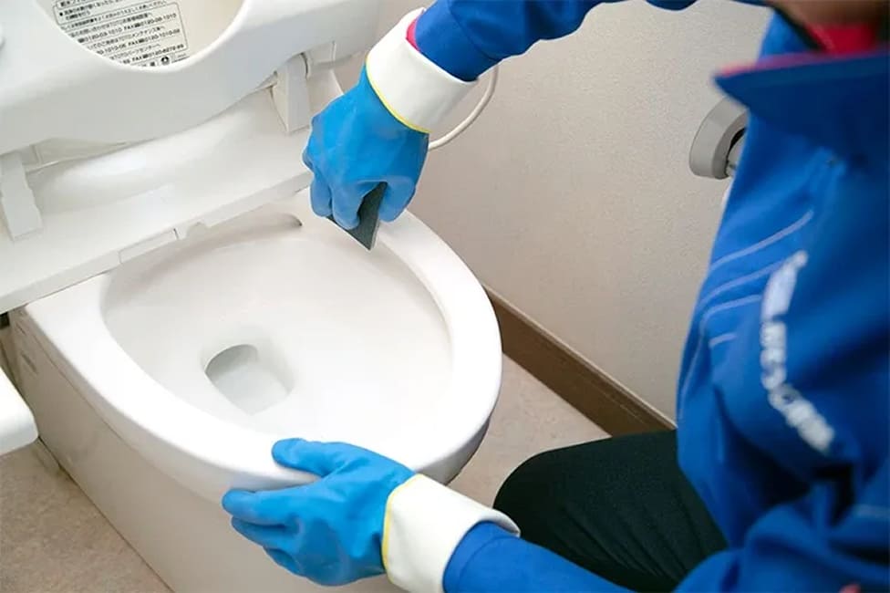 トイレクリーニング